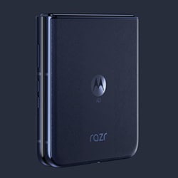ヨドバシモトローラーの夢折りたたみ 折りたたみスマホ motorola razr 50 ultra｜モト部：モトローラ
