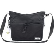 MAISON KITSUNE NM05172 BLACK [メッセンジャーバッグ]