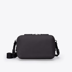 Ando（アンドゥ） Medium Bag [UCON ACROBATICS Lotus ショルダーバッグ Black]
