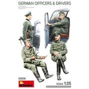 MA53030 1/35 ドイツ軍将校と運転手 フィギュア 4体入 [組立式プラスチックモデル]