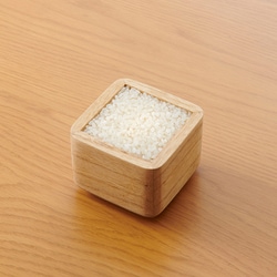 おーまま　桐米びつ5キロ用 azm-069.jpg