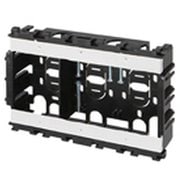 DM80302 [住宅用スイッチボックス標準型 3コ用 T16・CD16用 セパレータ付・木ねじなし 1個]