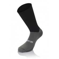 7025S282218L002 サイクリングソックス カラー：Pro Graphene Black サイズ：L/XL MBPC18L002V