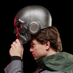 「マーベル・レジェンド」1/1スケール・レプリカ　ドクター・ドゥーム　ヘルメット マーベルレジェンド アベンジャーズ ドクター・ドゥーム 1/1