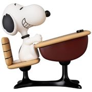 UDF ウルトラディテールフィギュア PEANUTS SERIES 18 Snoopy with desk [塗装済完成品フィギュア 全高約85mm]