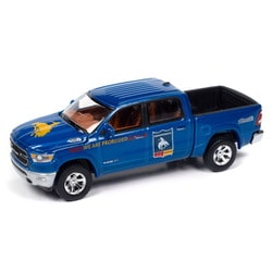 AWBC002DBL 1/64 2021 ダッジ ラム パトリオットブルー PRORODEO [ダイキャストミニカー]