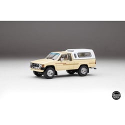 DTG0020-BEI 1/64 トヨタ Hilux SR5 Xtracab 1985 Beige with Accessories Diecast Talk 特注品 [ダイキャストミニカー]