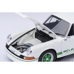 ポルシェ 911 カレラ ホワイト 1/18 オートアート 一部欠けあり ポルシェ 911 カレラ ホワイト 1/18 オートアート 一部欠けあり
