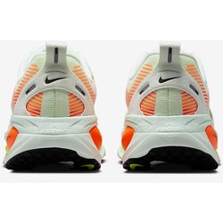 Nike ボメロ18(ベアリーボルト) 26.0 メンズ Amazon | [ナイキ] ボメロ 18 SE W Vomero 18 SE アメシスト
