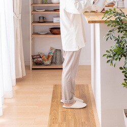 抗ウィルス・抗菌・防カビ機能付き 水拭きできるクッションフロア すべり止め付き 90×300 ナチュラル CFTI8135