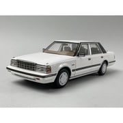8250611W 1/18 トヨタ クラウン 1984 ホワイト [ダイキャストミニカー]