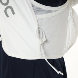 ✦未使用✦ 極軽 on ウルトラ ベスト 5L Sサイズ ホワイト Ultra Vest 5L | 無染色 & ホワイト | On 日本