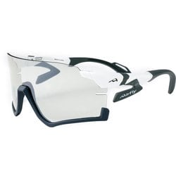 VITESSE スポーツサングラス エアフライ WHITE MATT（PHOTOCHROMIC SILVER GRAY） AF-306 C-3RE