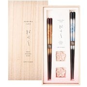 さくらさく 桜風ペア 落雁箸置付 箸23cm/21cm 食洗機可 日本製 ギフトセット 桐箱入 S-12189