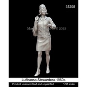 Man35205 1/35 現用 ルフトハンザ航空 女性客室乗務員 1960年代 [組立式プラスチックモデル]