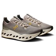 クラウドサーファーマックス メンズ ランニングシューズ シンダー/ペリ US8.5（26.5cm） 3MF30434052