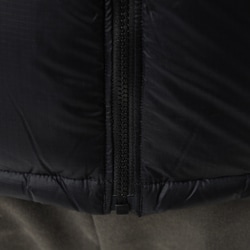 【期間限定価格】ノースフェイス メンズXL 黒 ダウンベスト　ロゴ刺繍 THE NORTH FACE (ザ ノースフェイス) ロゴ刺繍 フード収納
