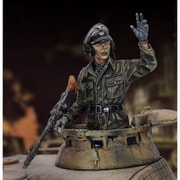 RM1123 1/35 WWII ドイツ 左手を挙げる戦車指揮官 [組立式プラスチックモデル]