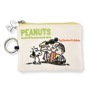 SPZ-3817 PEANUTS スヌーピー ALL刺繍パスポーチ アイボリー