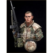 YM18103 1/10 胸像 現用 アメリカ 第1海兵師団隊員 ブルカン油田攻略 クウェート1991 [組立式プラスチックモデル]