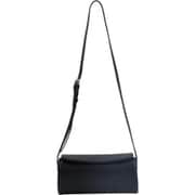 25531-11303 cooco シュリンク筒形カブセショルダーバッグ ショルダーバッグ ブラック c2553111303