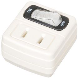 省エネタップ 1個口 白 定格入力:125V 15A 合計1500Wまで YZF110W