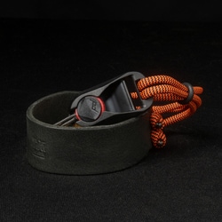 パラシューター リストストラップ （ピークデザイン アンカーリンクス） レザー 012 ブラック＋オレンジ PA-SHO-PEAK-012