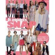 It model's SNAP 2012 Spring&Su－LONDON、PARIS、NY、MILAN…Model's Simple Cas（マイウェイムック） [ムックその他]