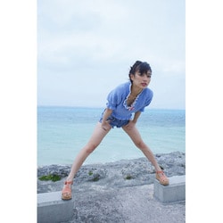 ヨドバシ.com - 内田理央 写真集 「Magical」 [単行本] 通販