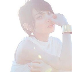 家入レオ／WE