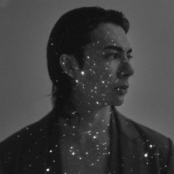 LEO／microcosm