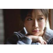 新海まき1st写真集　刻に咲く [単行本]
