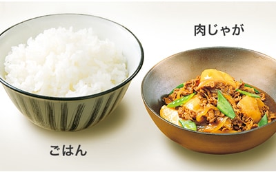 ごはんと肉じゃがなどで2品同時あたため可能
