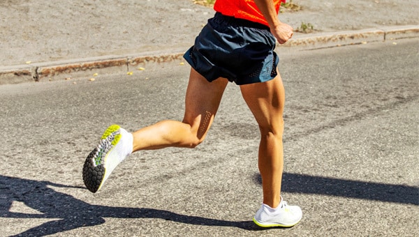 はじめてのランニングシューズの選び方