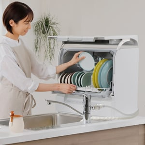 パナソニック 食器洗い乾燥機 タンク/分岐水栓2WAYタイプ [NP-TSP1-W] 使いやすいスリムタイプ