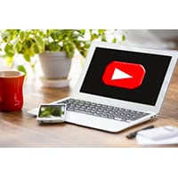 Vlog(ブイログ)特集