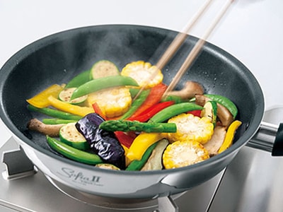蓄熱性の高いフライパン